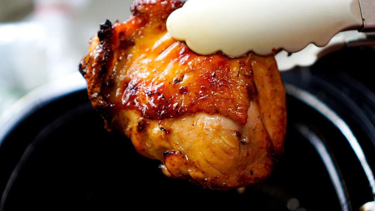 The 5 Healthiest Air Fryer Foods That Are Also Registered Dietitian-Approved