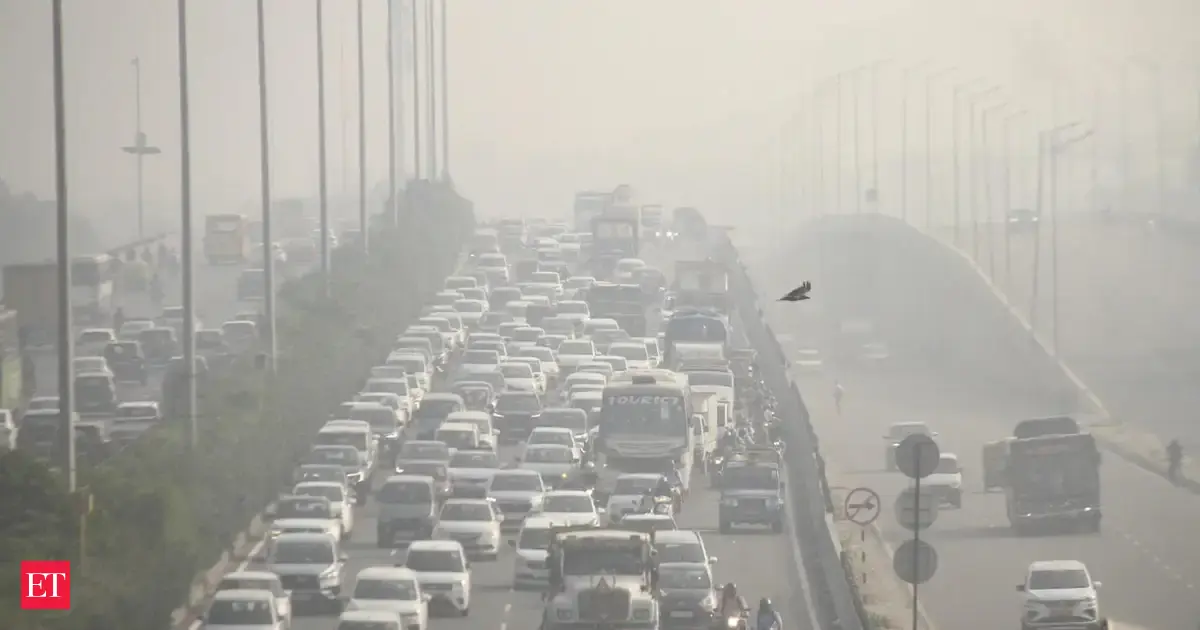 Delhi AQI: Air quality deteriorates to 'very poor', cloud seeding planned