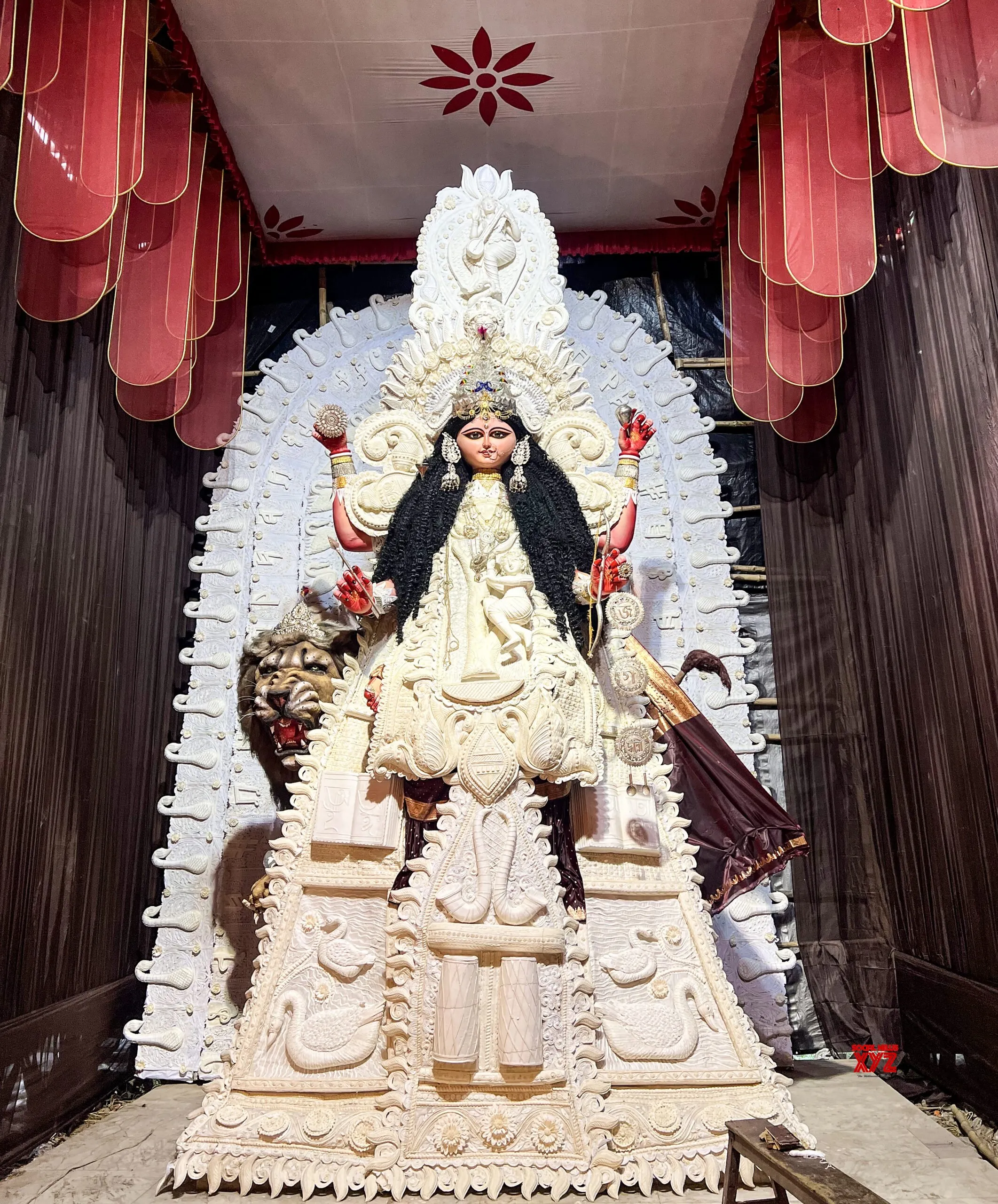 Howrah: Jagaddhatri Puja Celebrations #Gallery