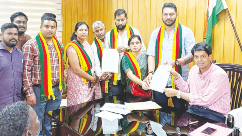 Memorandum to DC over garbage menace near hospital