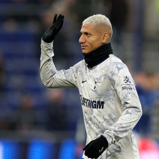 Premier League: Results, fixtures and table as Everton take on Spurs