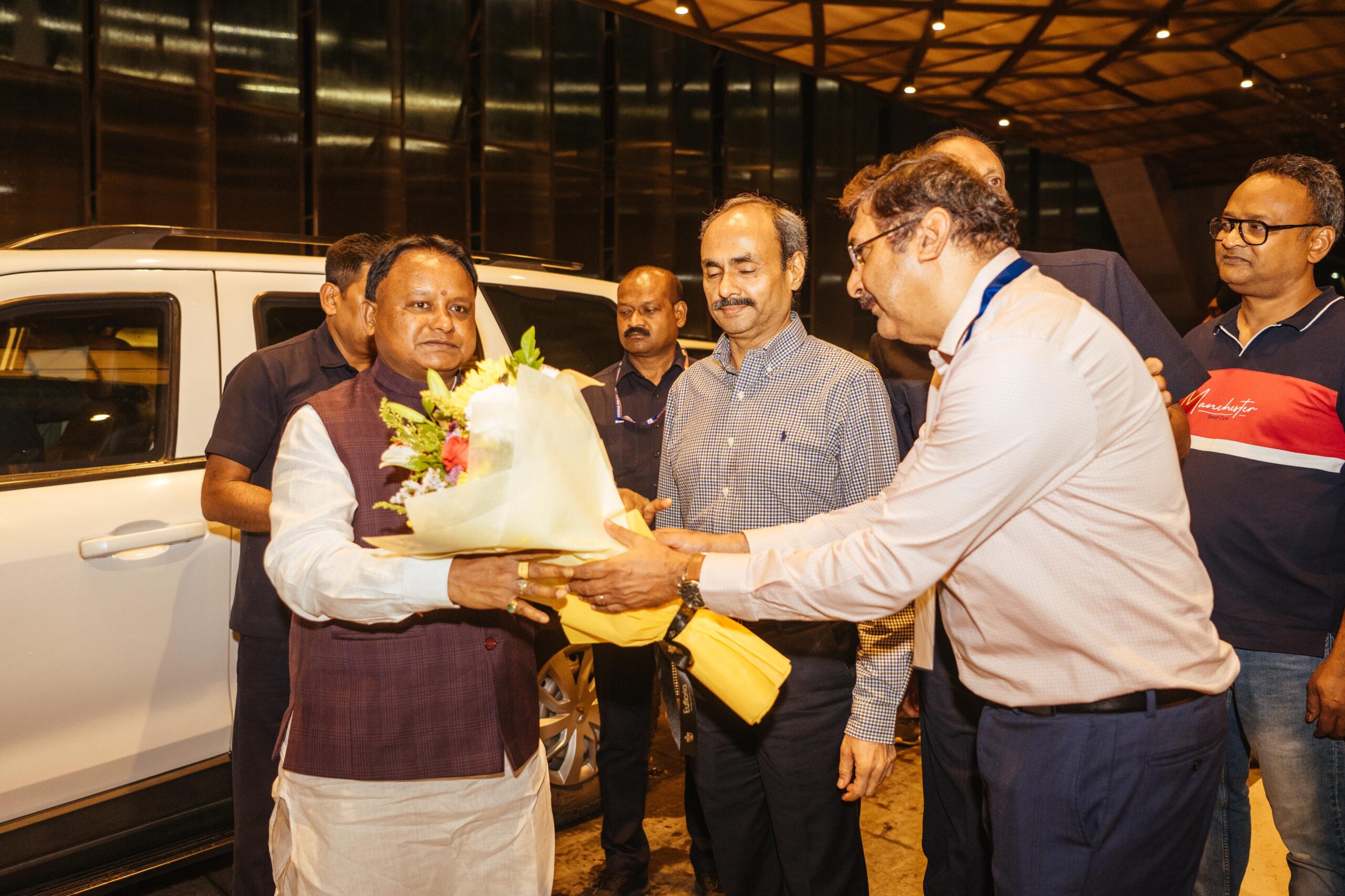 Odisha CM Mohan Majhi Arrives in Mumbai for India Maritime Week 2025