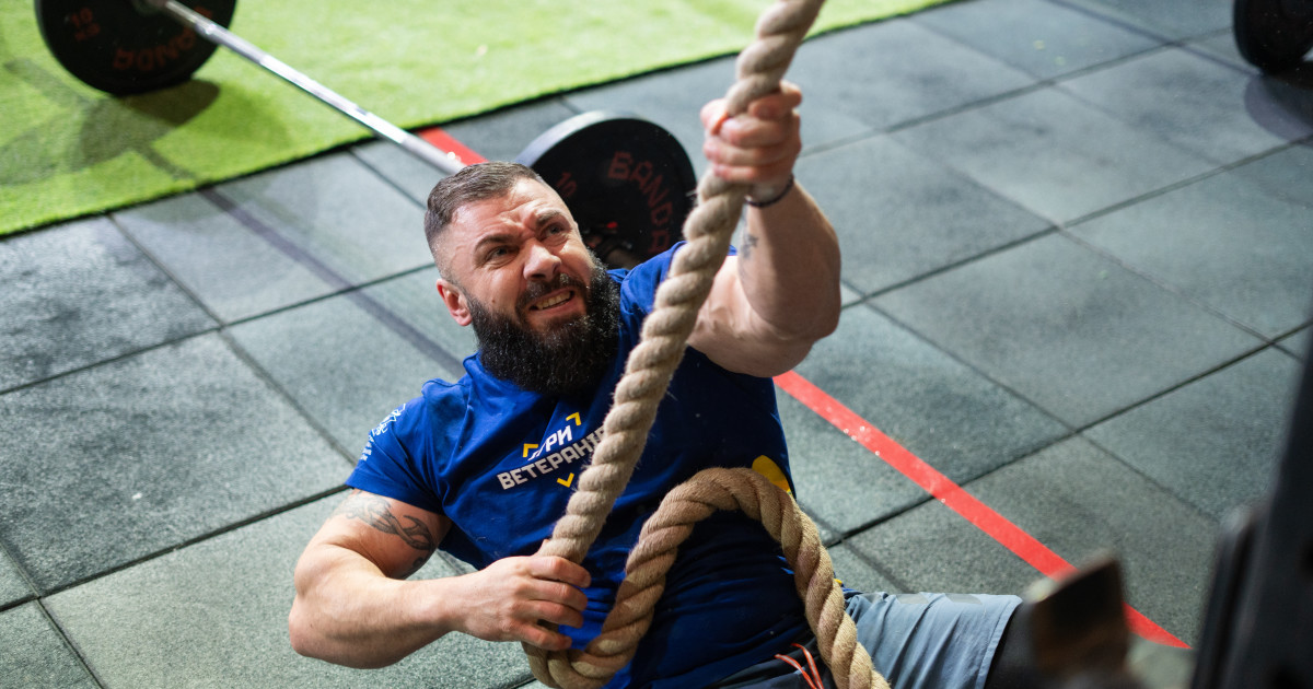 UFC Strength Coach Reveals Hybrid Training Keys Men Miss in Muscle-Building