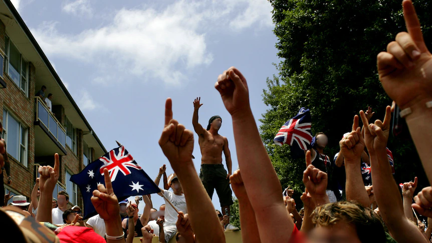 Twenty years on, police say Cronulla Riots should 'never have happened'