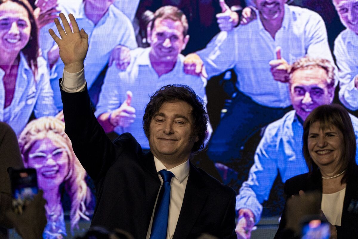 As Argentina Surges Back, Peso Shows Limit to Milei Euphoria