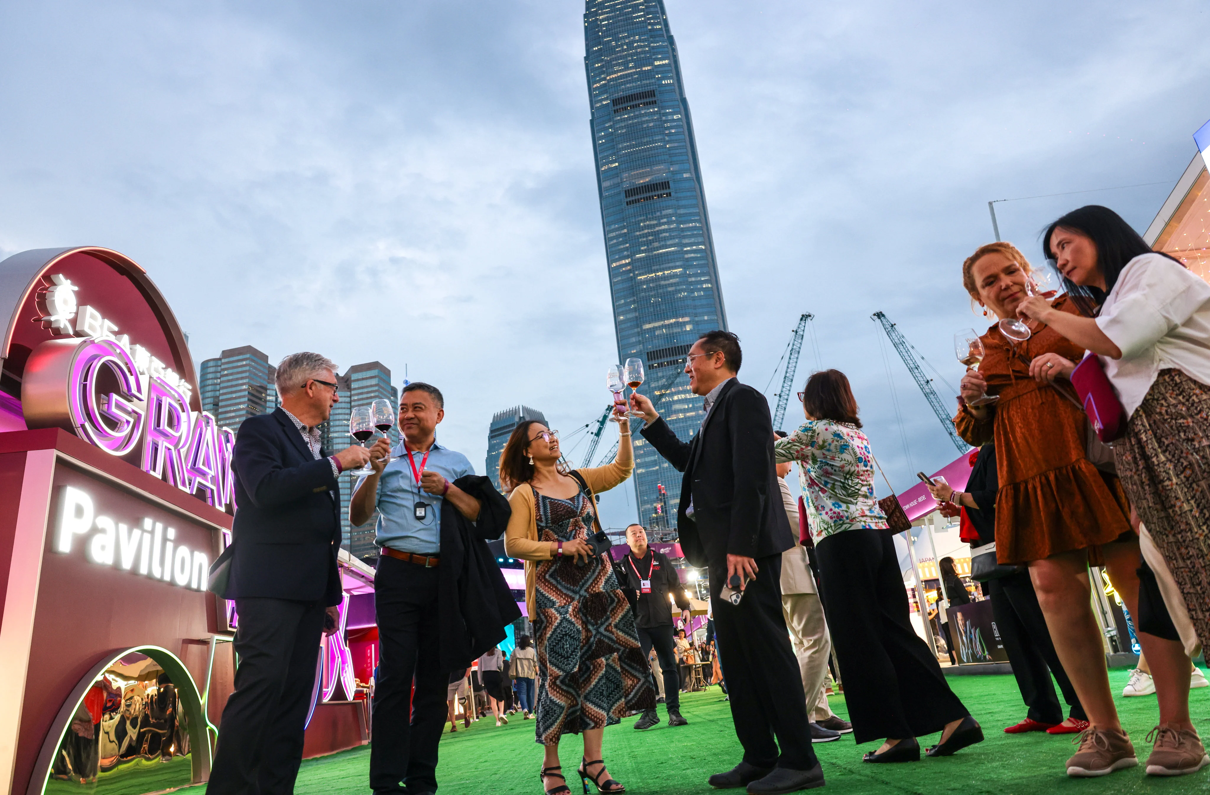Hong Kong Wine and Dine Festival 2025 draws over 160,000, daily visits up 30%