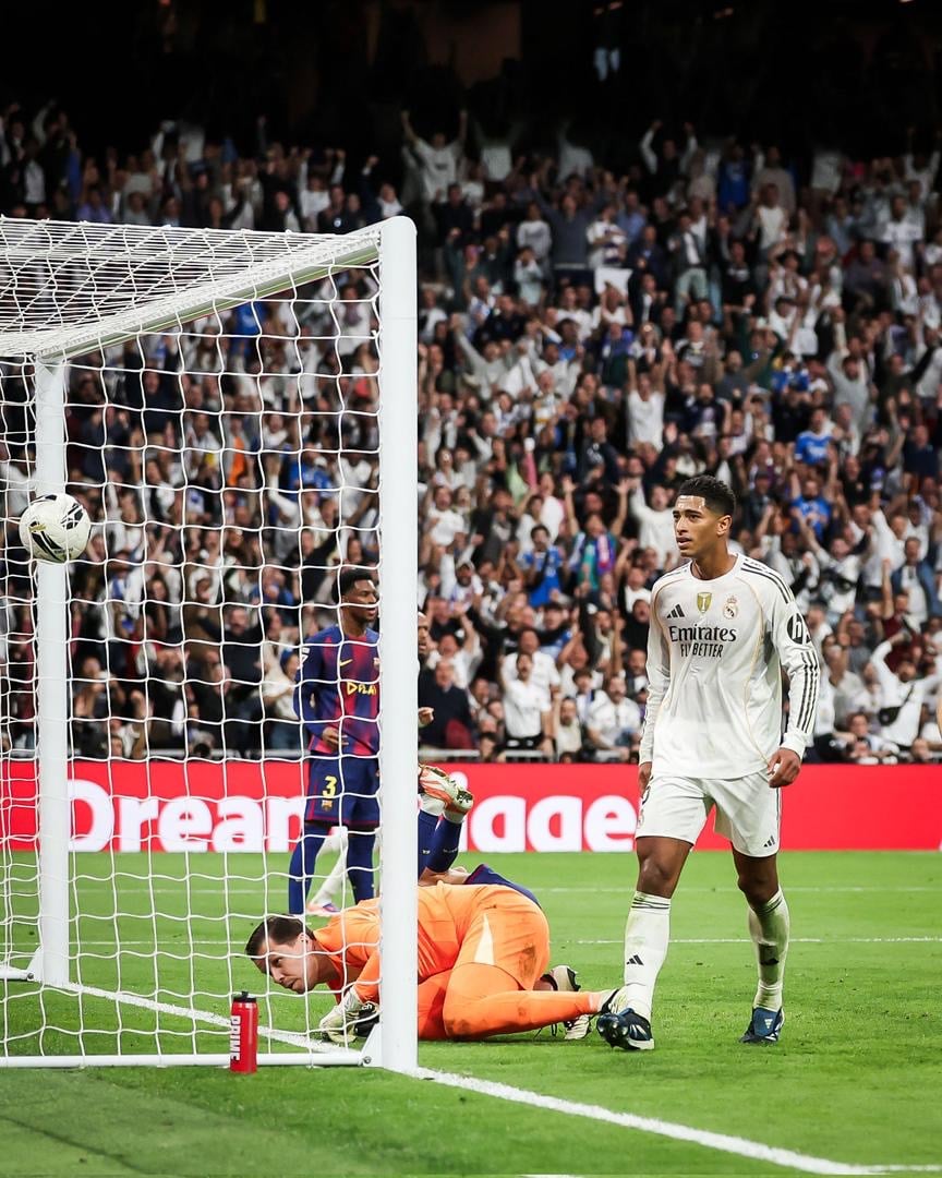 Real Madrid end four game Clásico nightmare, crush Barcelona at the Bernebeu