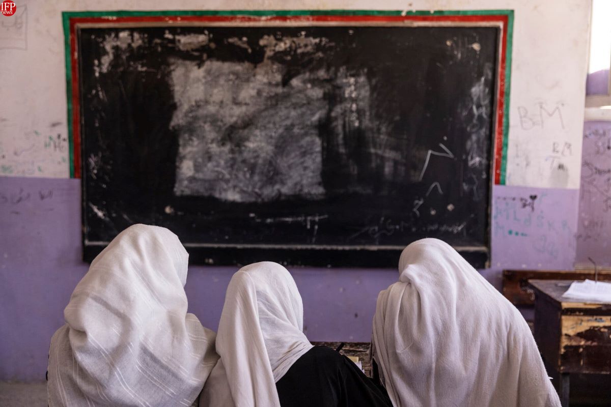 Interior ministry: 280,000 foreign pupils have left Iran; 320,000 enrolled for new school year
