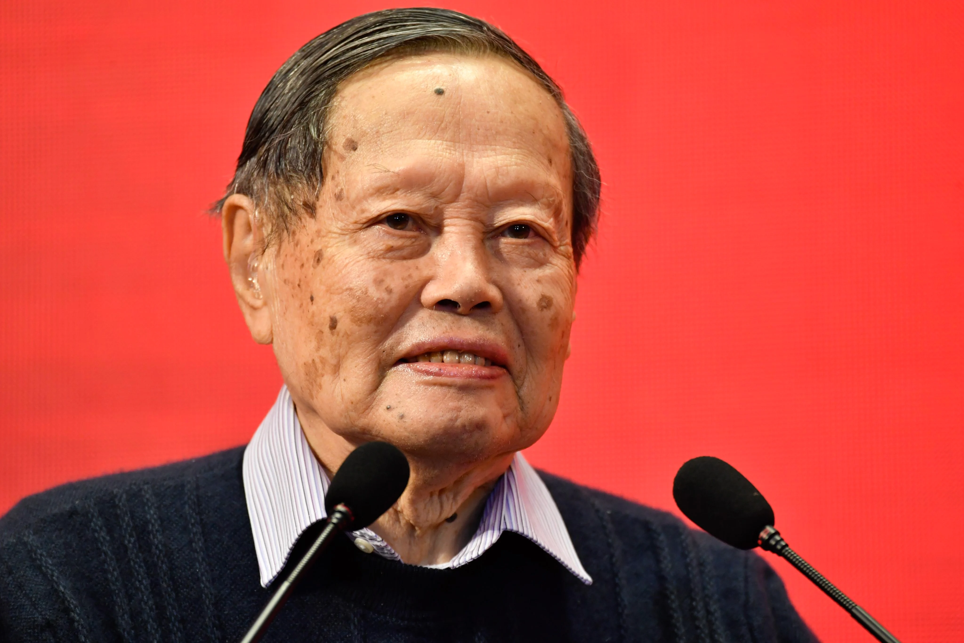 China bids farewell to Nobel Prize-winning physicist Chen-ning Yang