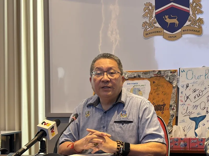 MBKS’ initial focus to be on awareness over penalties as 28 public areas go smoke-free in S’wak