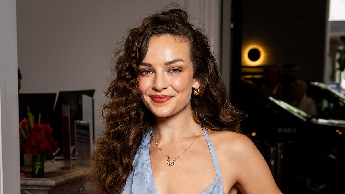 Abbie Chatfield rips into Golden Bachelor Barry 'Bear' Myrden… before learning her mum's fate at bombshell rose ceremony