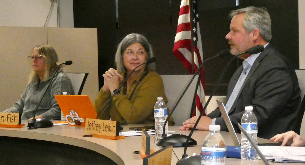 Orange opts in to new Ohio hockey law for non-district players