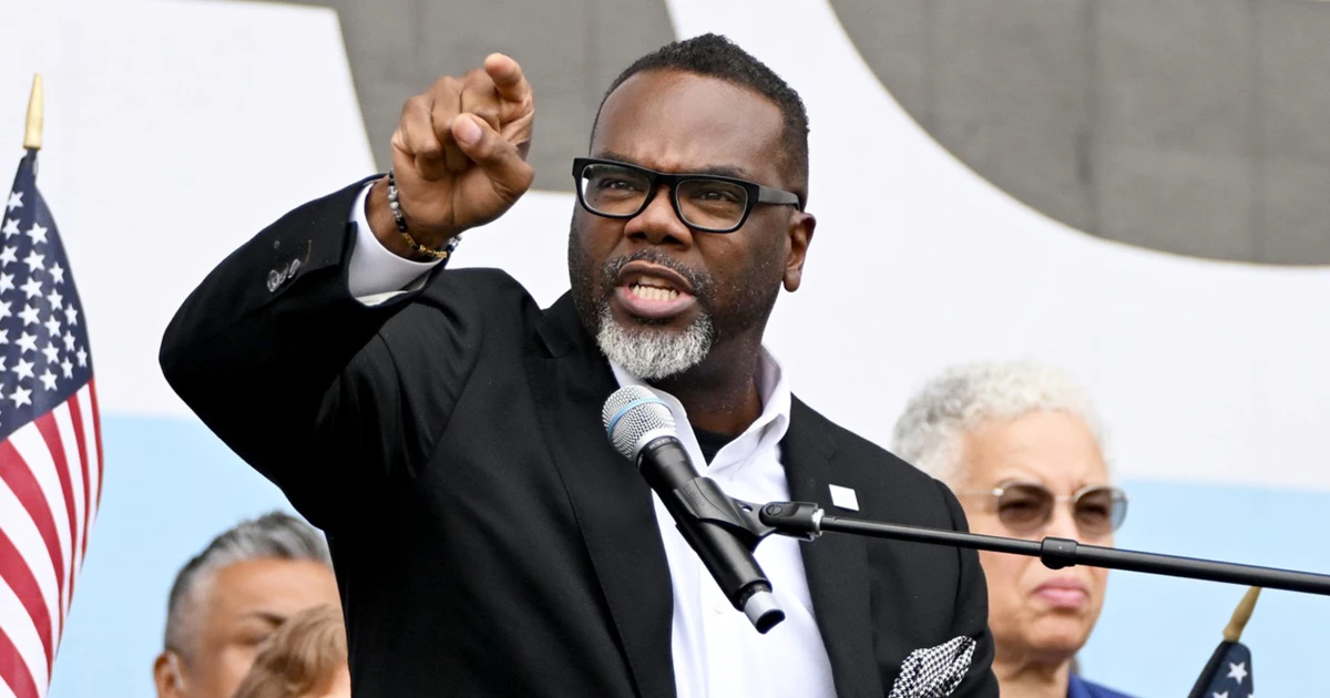 Why Chicago Mayor Brandon Johnson fumed at ‘illegal aliens’ question