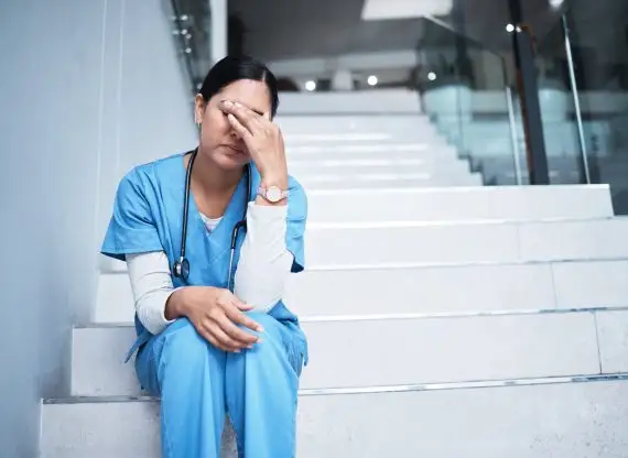 Quebec losing 37 young nurses for every 100 who enter workforce, report says