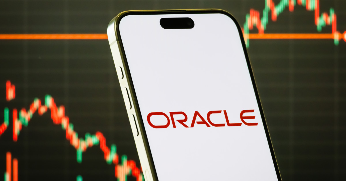 Analysts revamp Oracle stock forecast, with new financial model