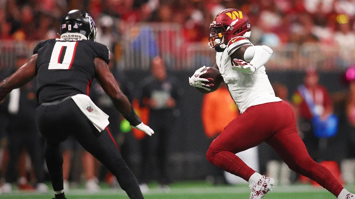 Falcons place starting linebacker on IR