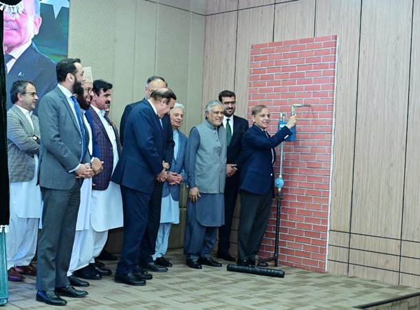 Government reopens new domestic gas connections after years-long ban