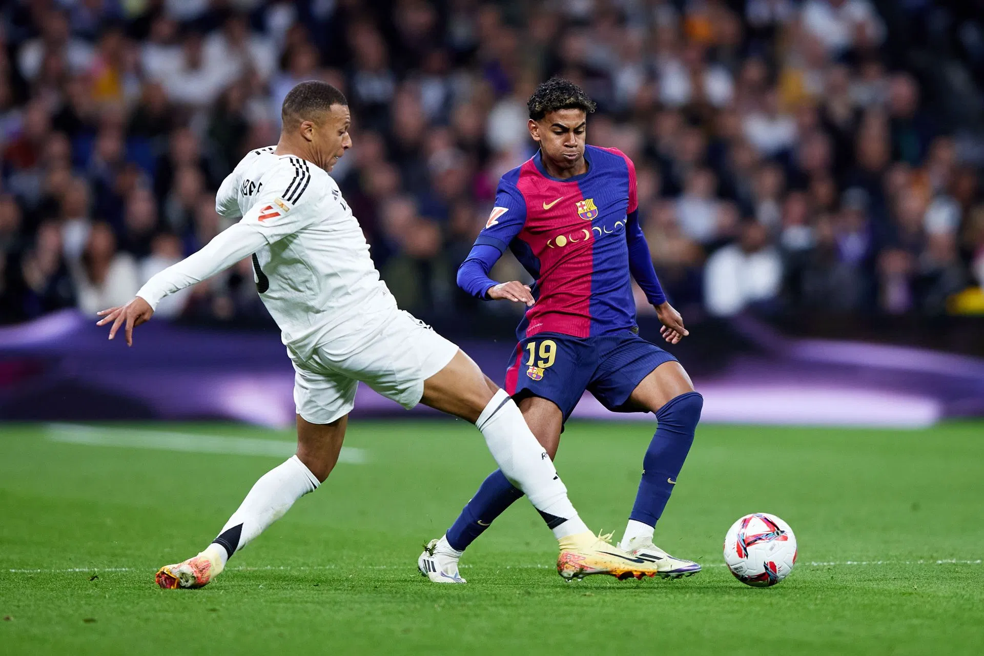 Real Madrid vs Barcelona Prediction and Betting Tips | 26th October 2025