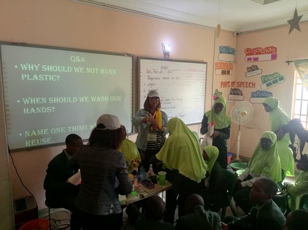 Foundation trains students on smart waste, handwashing hygiene in Abuja