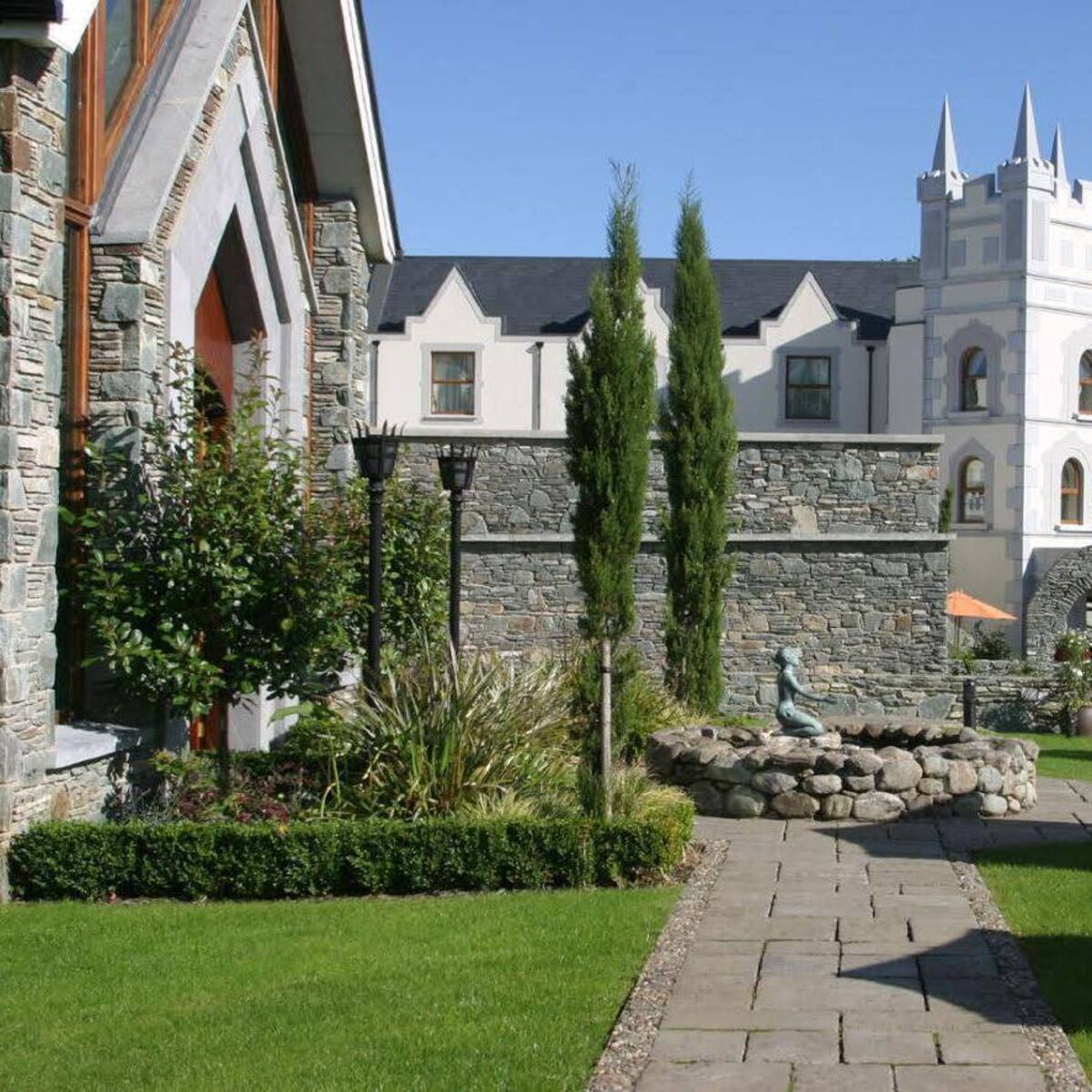 Muckross Park owner sees revenues fall to €71.14m