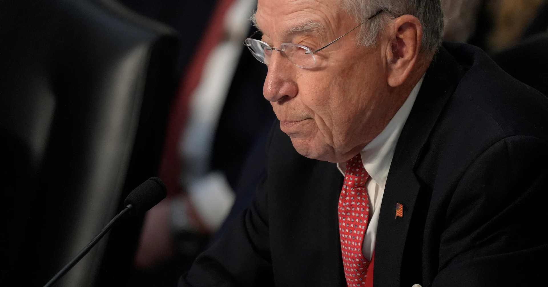 Senator warns US judges on AI misuse as courts try to adapt