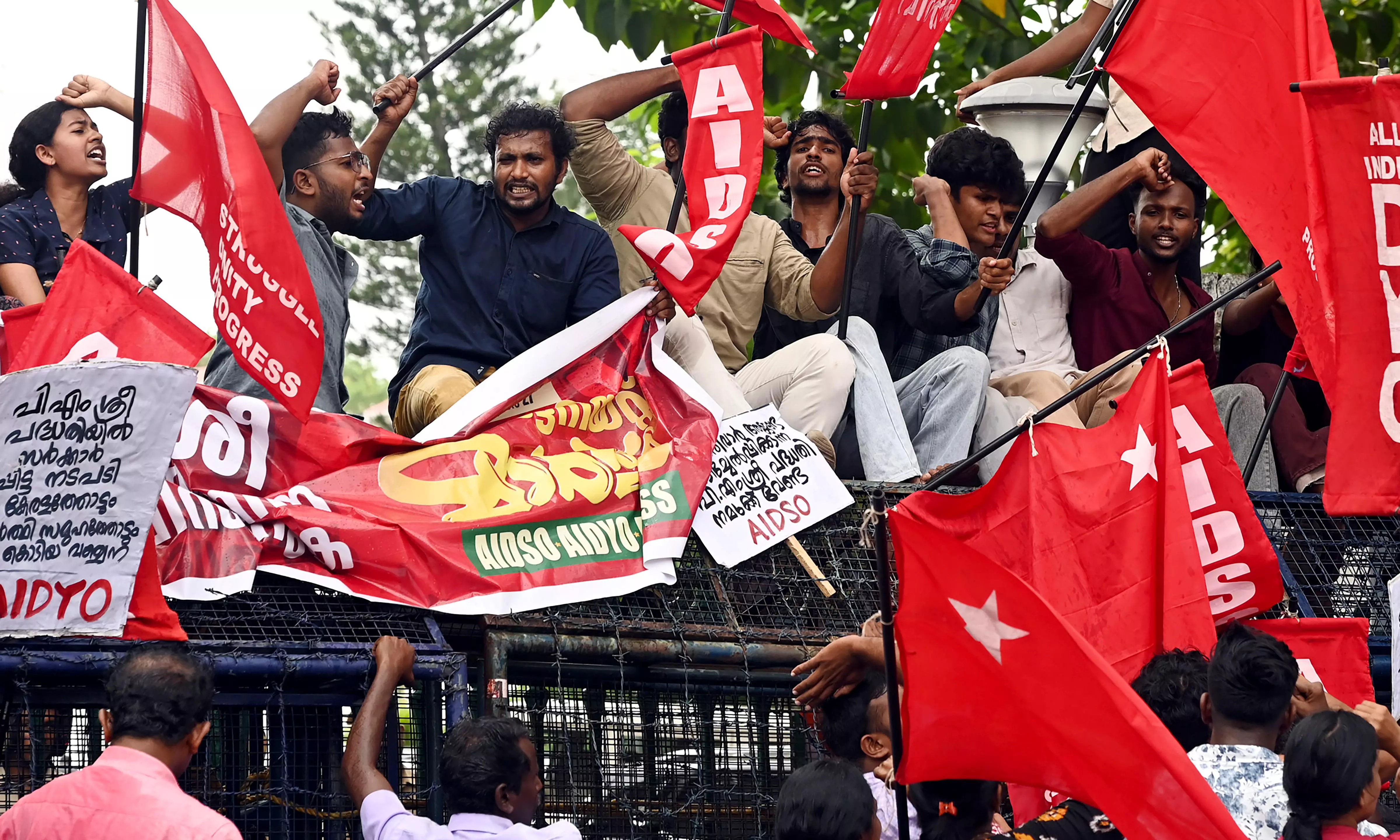 Kerala LDF Crisis Deepens as CPI Insists on Scrapping PM-SHRI Scheme