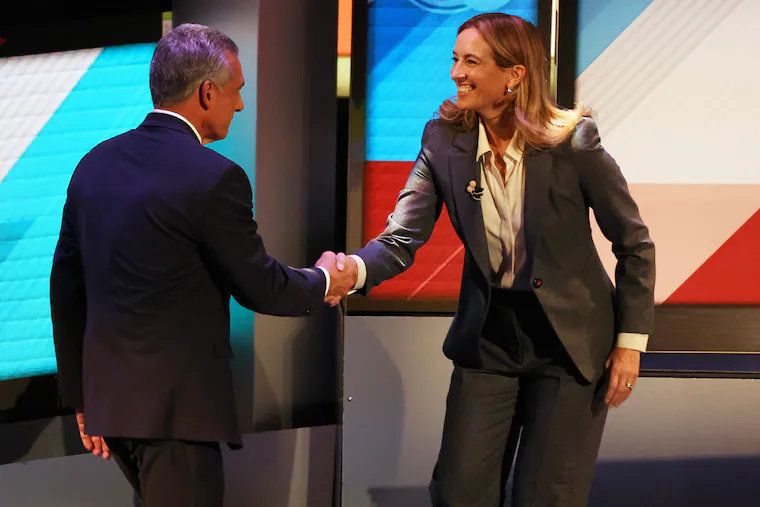 NJ governor candidates rely on white, wealthy voters for fundraising