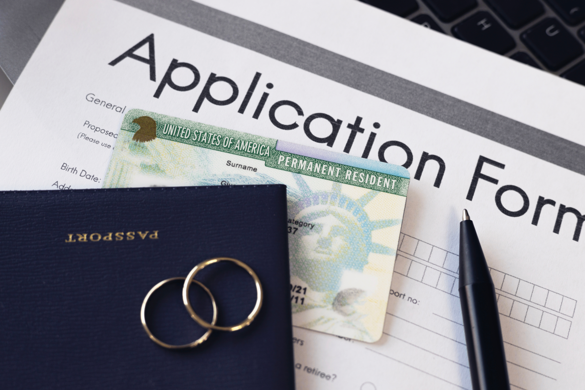Green Card por matrimonio: todo lo que exige el USCIS para su aprobación