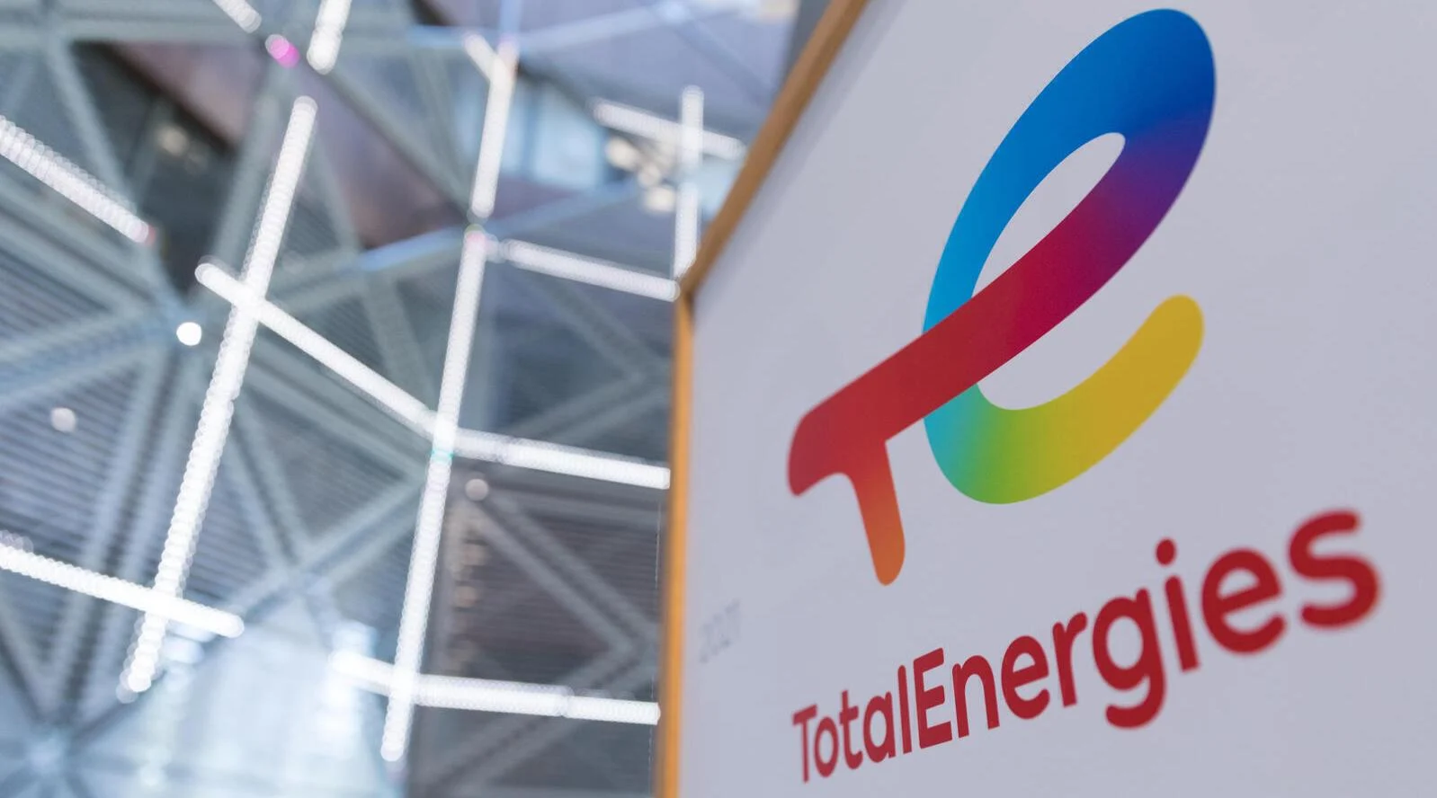 TotalEnergies, Aljomaih Secure 400 MW Solar Project in Saudi Arabia