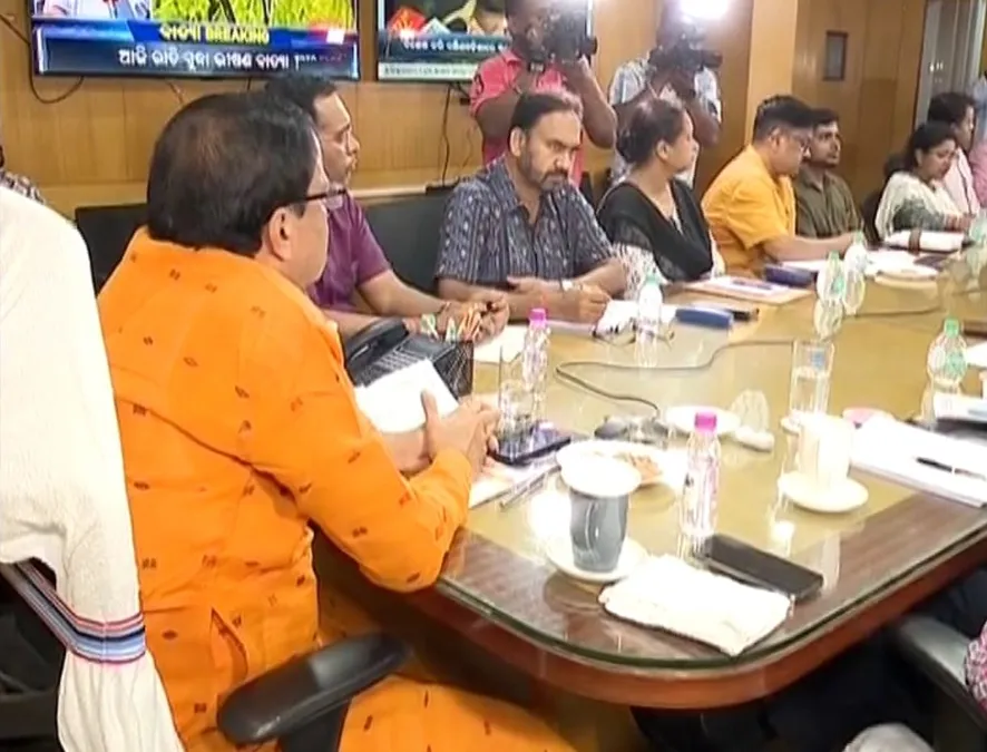 Cyclone ‘Montha’ nears: Evacuation, power backup, & health system on high alert