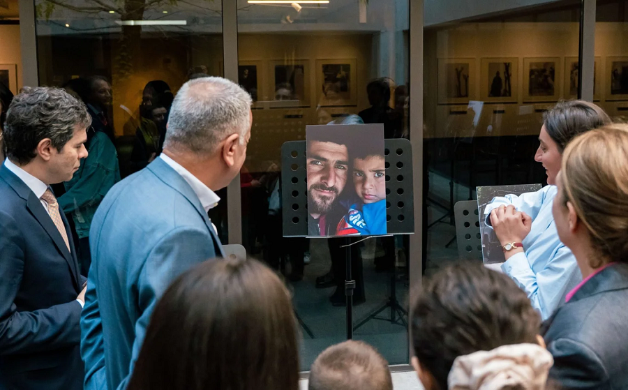 Young European Ambassadors in Armenia open ArmKodak exhibition showcasing ethnic minority groups