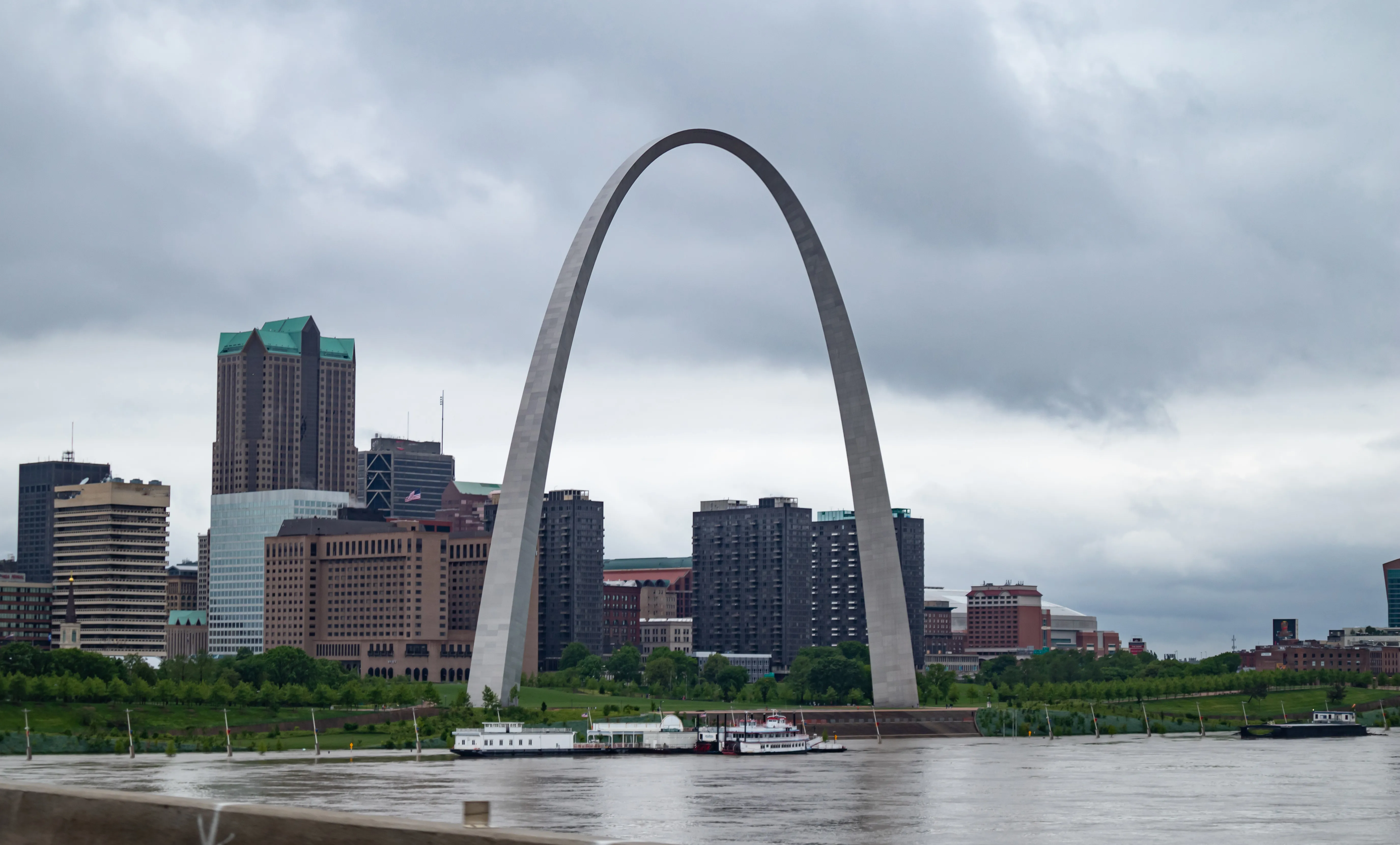 These were five rejected proposals before the Gateway Arch came to life