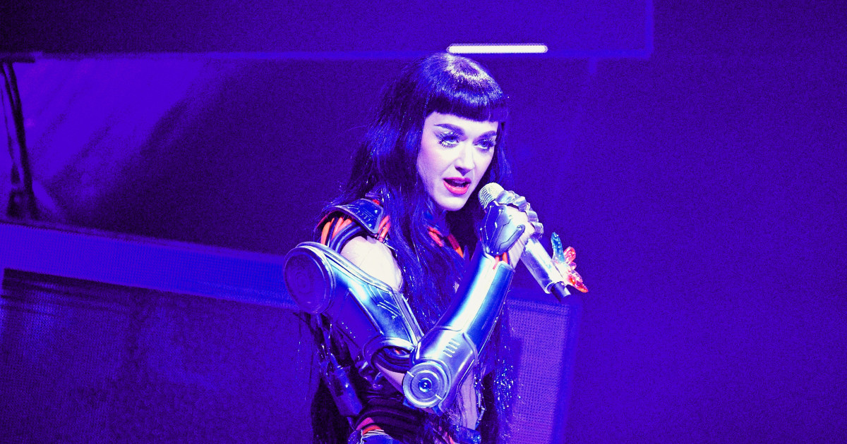 Katy Perry Sparks Debate After Tossing Birthday Cake on Floor