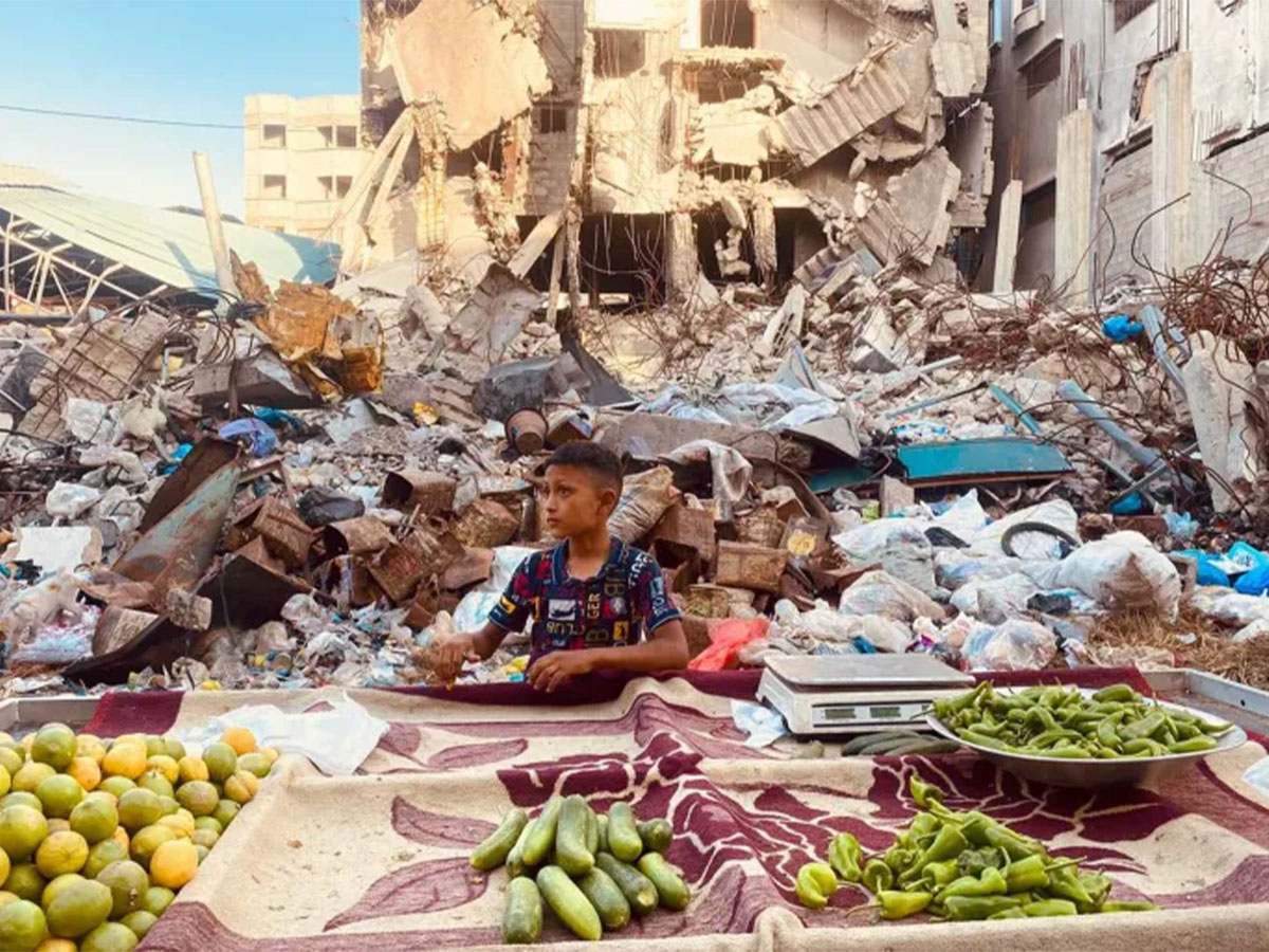 Post-War Gaza: Markets Rise from Rubble as Economy Reels Under Blockade