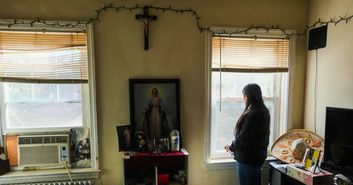 Immigration crackdown stokes fear and solidarity at a Catholic church in D.C.