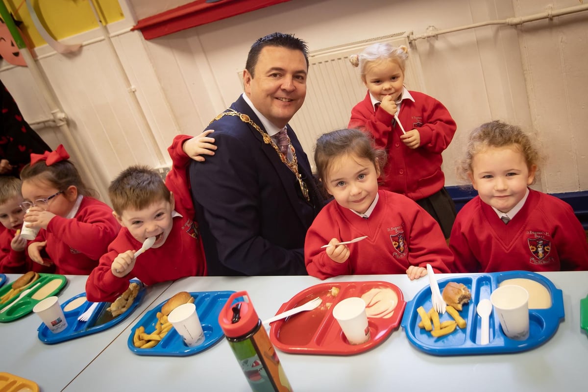 IN PICTURES: Derry’s St. Eugene’s Primary School wins ‘Active Travel’ Gold!