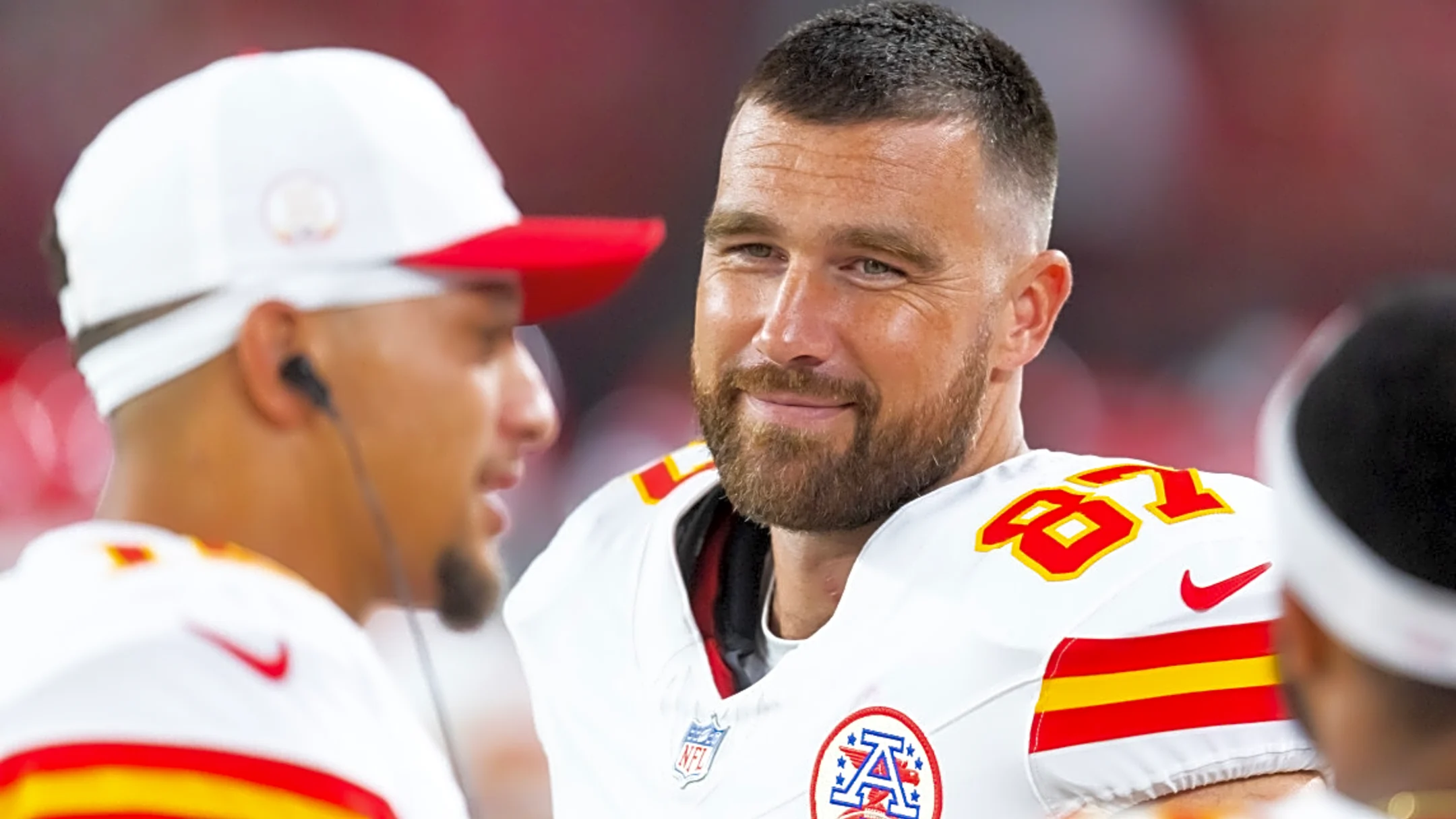 Chiefs QB Patrick Mahomes keeps up his reputation with classy gesture after Travis Kelce's historic touchdown