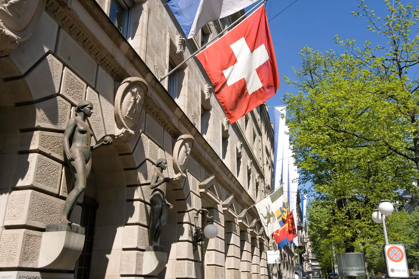 Switzerland’s Playbook For Crypto-Native Financial Infrastructure