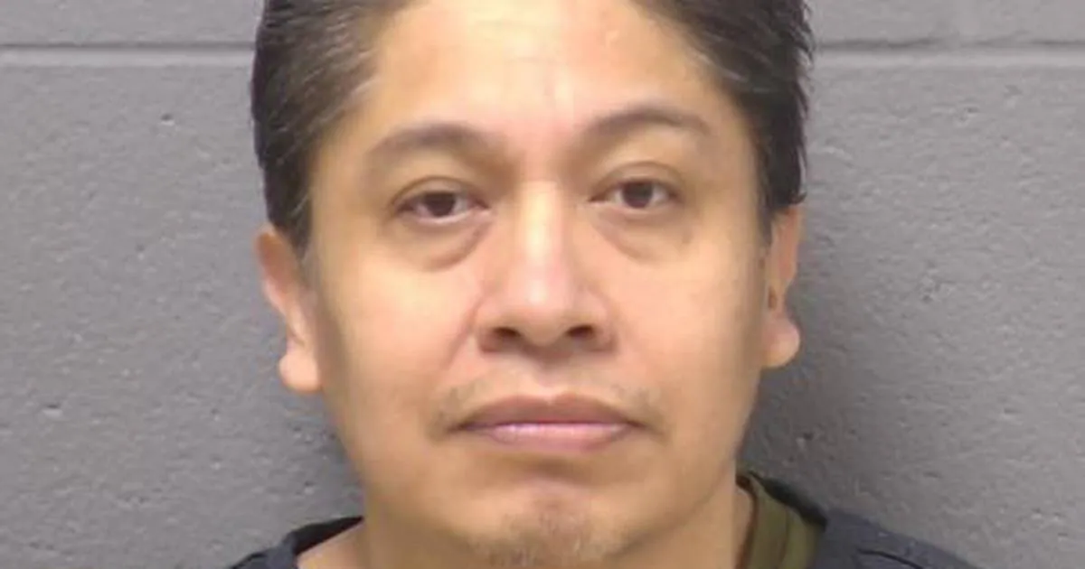 Glendale Heights man delays trial in attempted murder of Joliet police officer