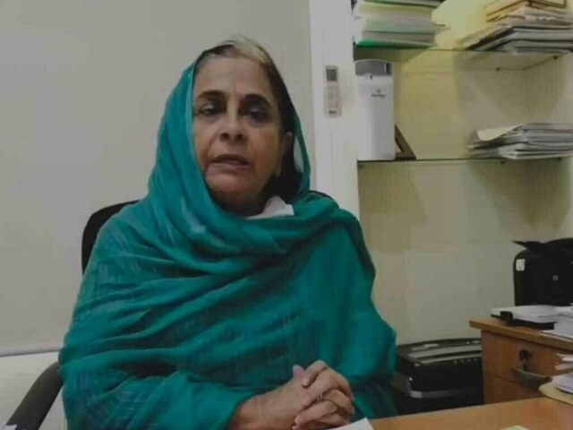 Dr Azra reviews progress of NHSP