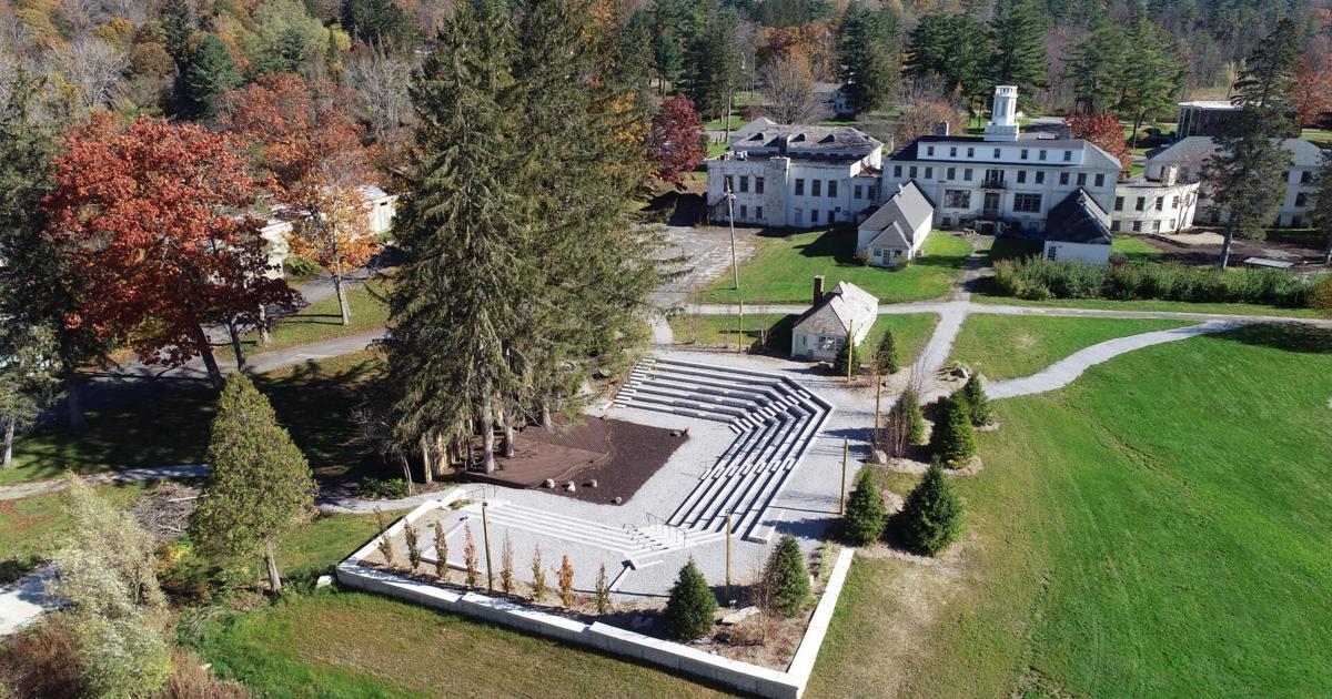 Shakespeare & Company pays off remainder of its $4 million debt, back from the brink of insolvency