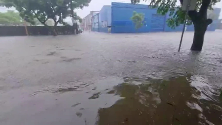 Flood risk put on residents as flood measures relaxed in housing push