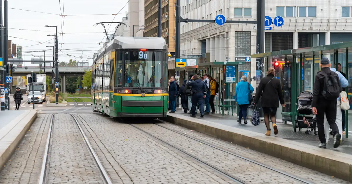 Helsinki public transport ticket prices to rise again next year