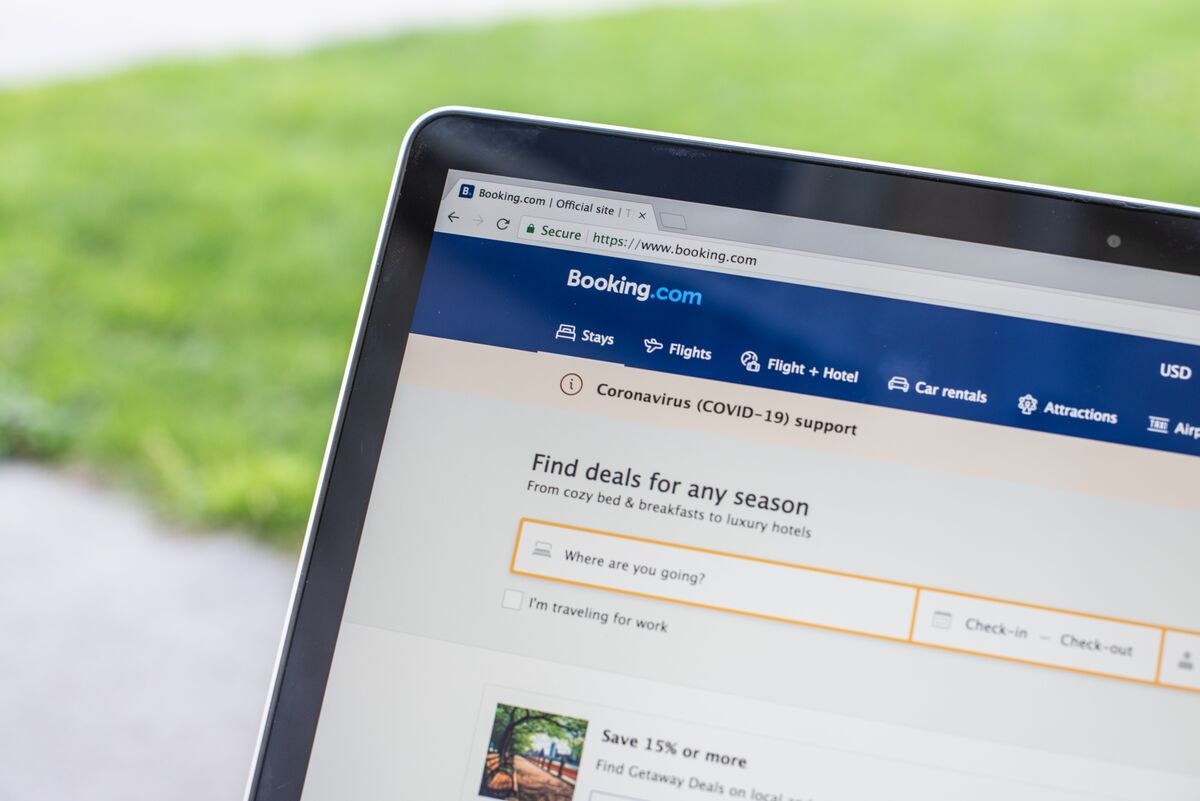 Booking Rises After Posting Third-Quarter Reservations Beat