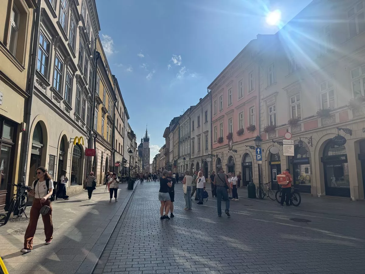 Europe's 'cheapest city break' has £3 pints and beautiful Old Town