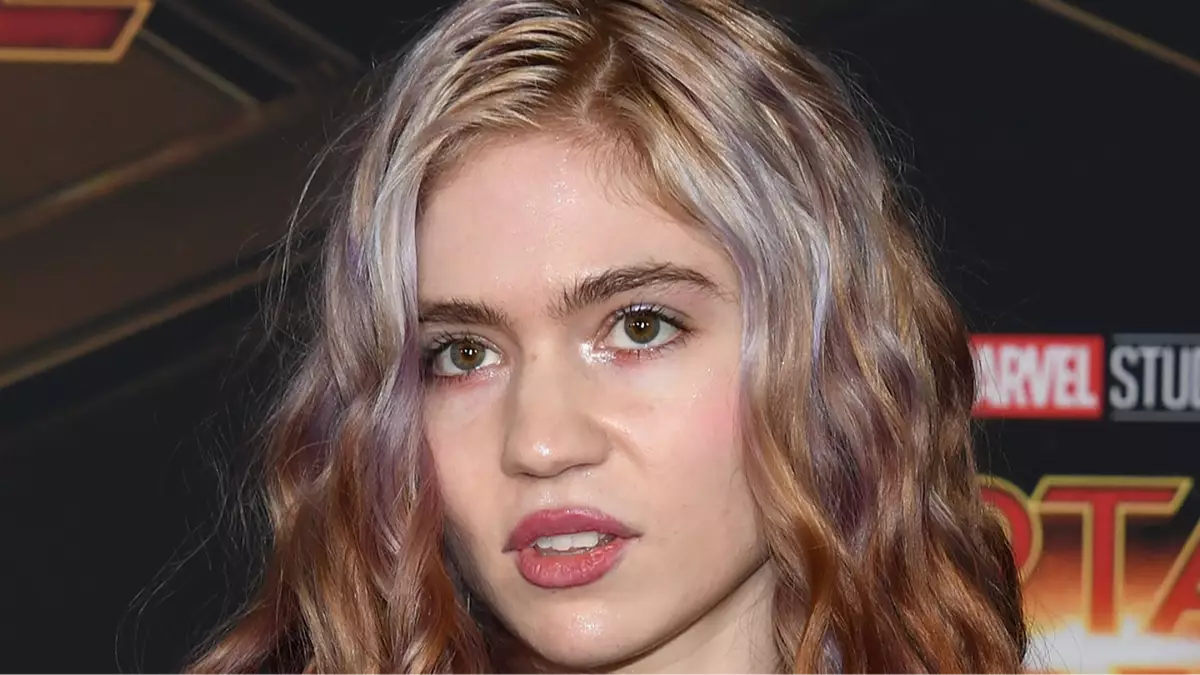 Grimes issues scathing statement after Selena Gomez is slammed for 'new look'