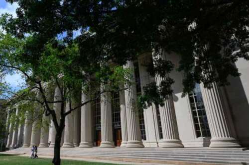 Only 5% of corporations see profit on AI implementation