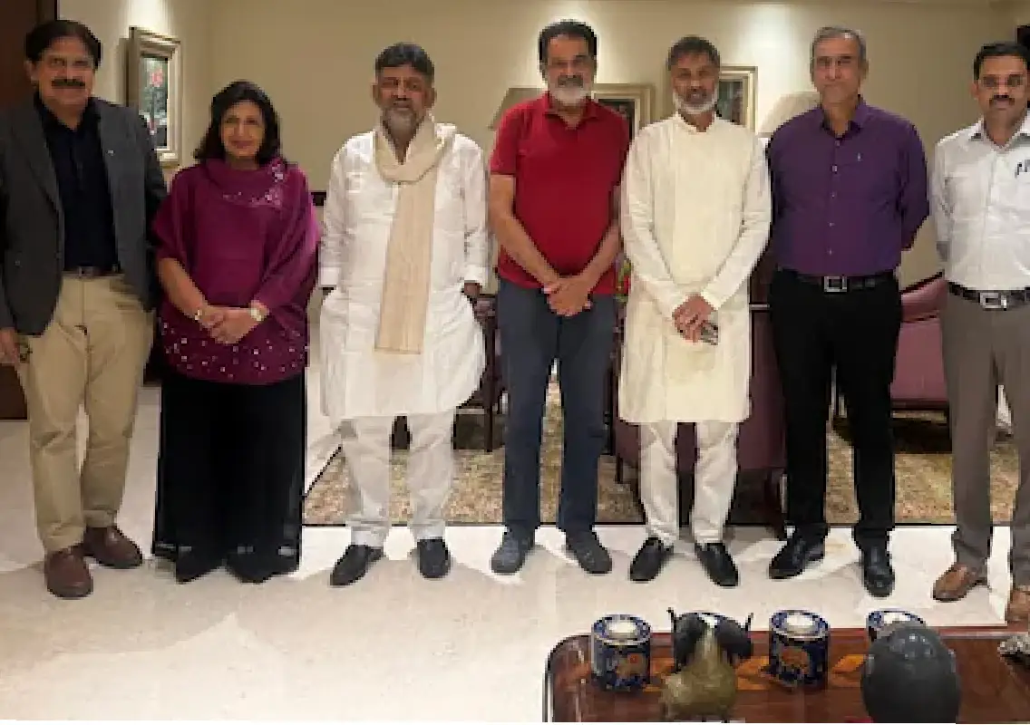 Shivakumar, Kiran Mazumdar-Shaw hold meeting to discuss Bengaluru civic issues