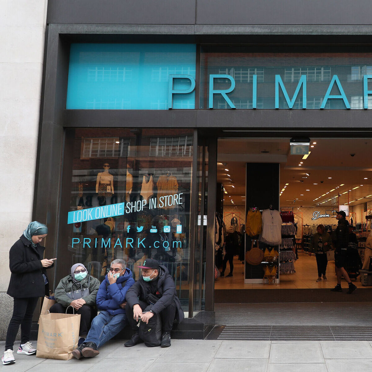 Primark eyes US expansion as Trump changes hit online rivals  