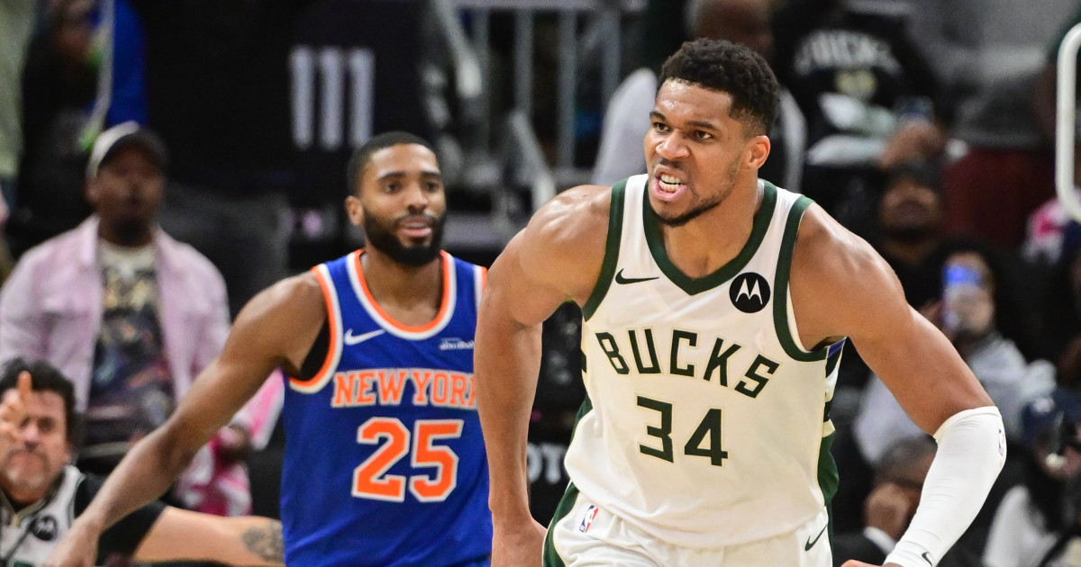 Knicks Fans Up in Arms After 6-Step Giannis Antetokounmpo Travel Goes Uncalled
